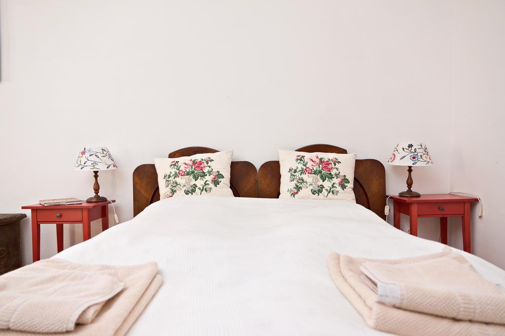 Barta Pince Vendeghaz Mad Hotel Стая снимка