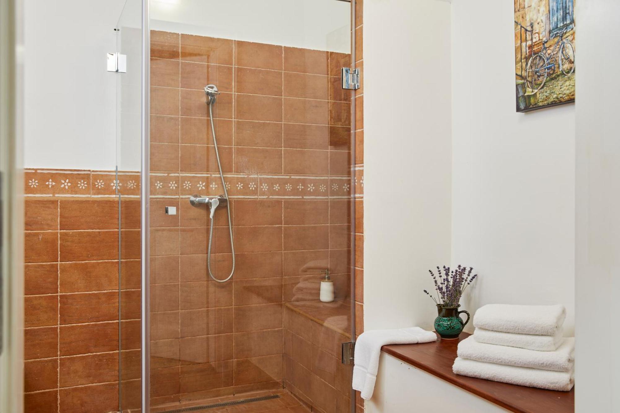 Barta Pince Vendeghaz Mad Hotel Екстериор снимка
